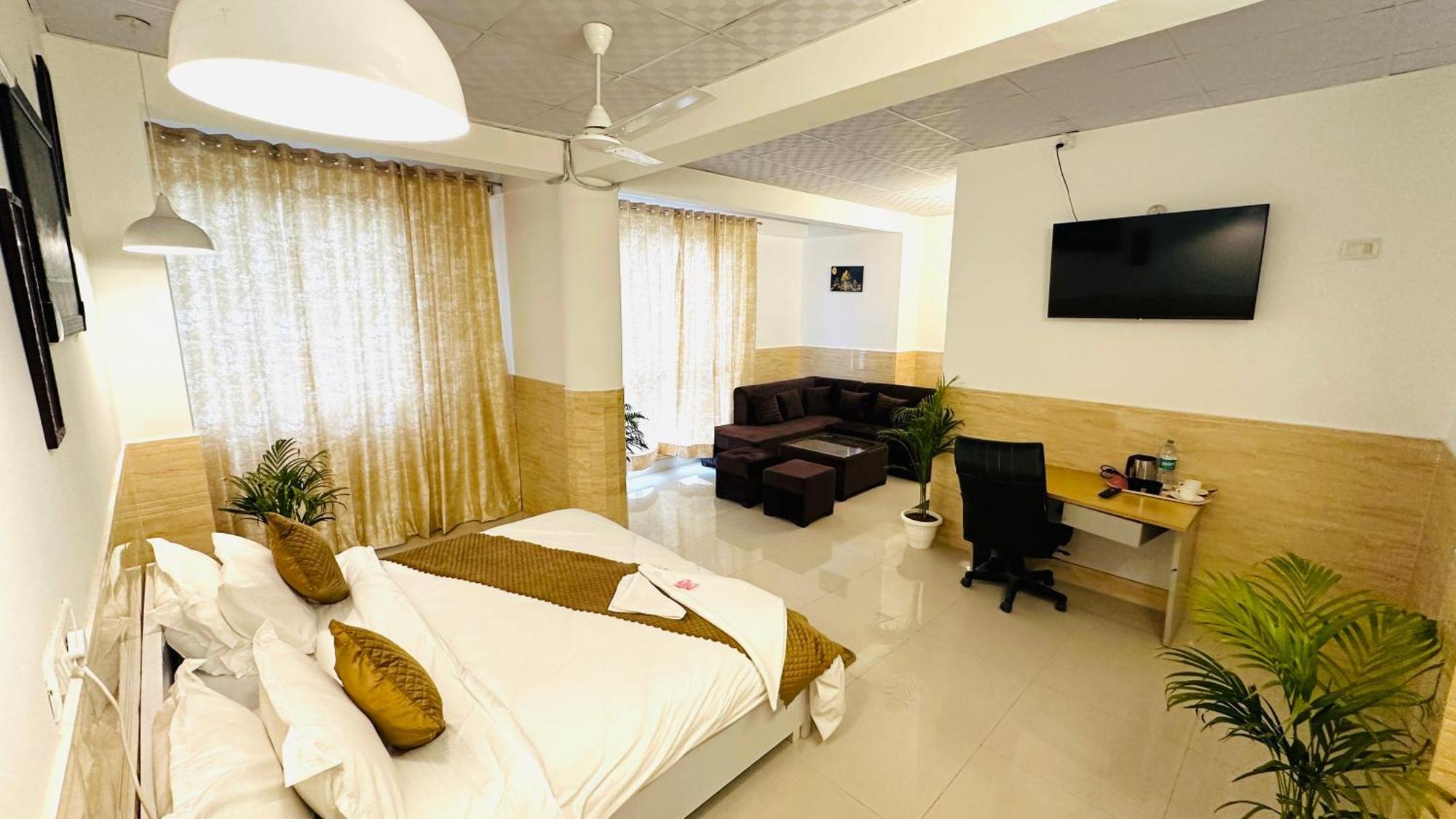 Hotel Dr White House - Noida Sector 18 Extérieur photo