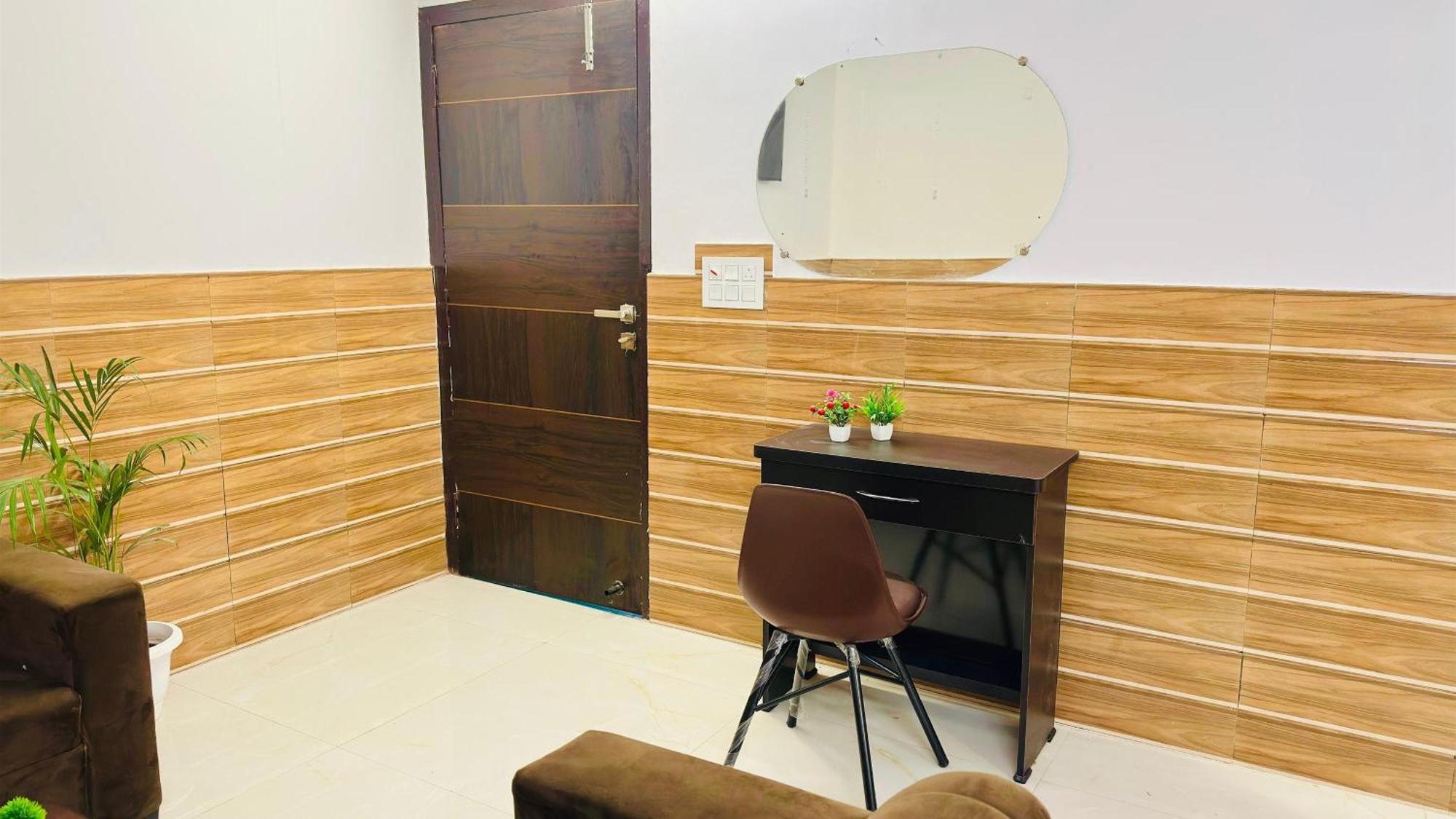 Hotel Dr White House - Noida Sector 18 Extérieur photo