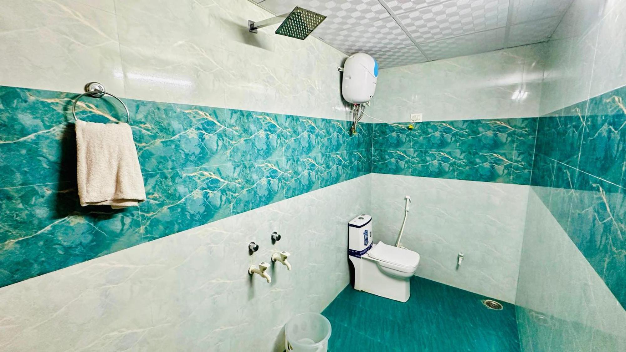 Hotel Dr White House - Noida Sector 18 Extérieur photo